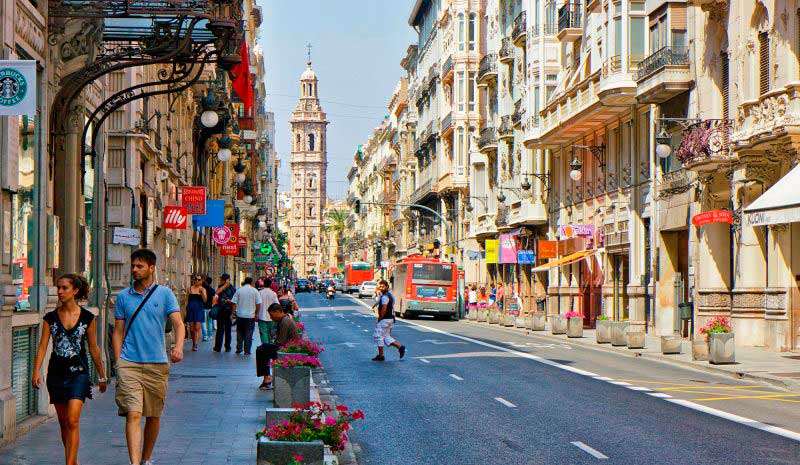 Valencia lidera la regulación de la economía colaborativa en el turismo